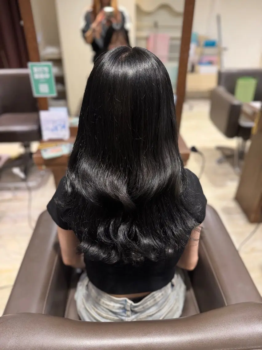 カラー 神野 流嘉のヘアスタイル