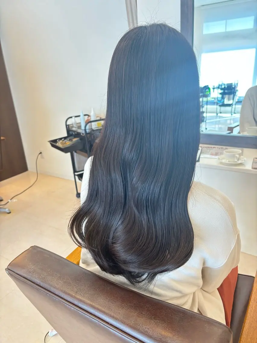 カラー ヘアカラー 山本 詩織のヘアスタイル