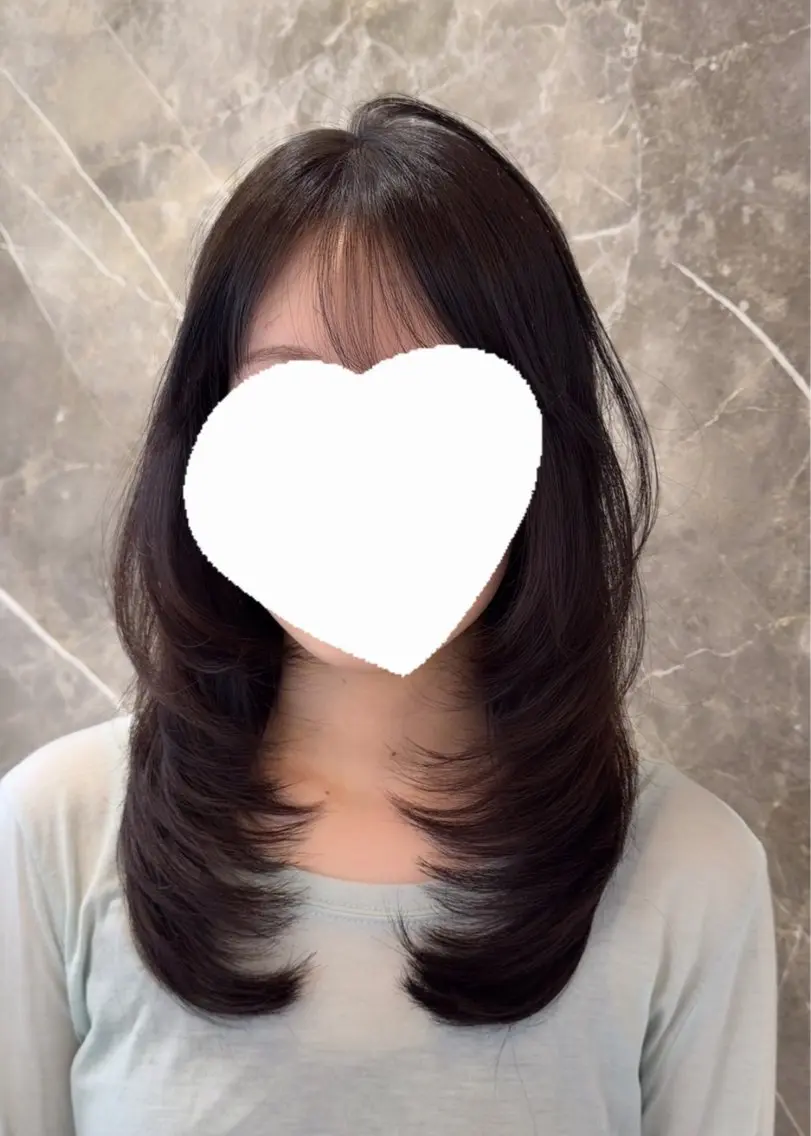 セミロング カット ヘアカラー レイヤー透明感カラー ブリーチ🎀オトハのヘアスタイル
