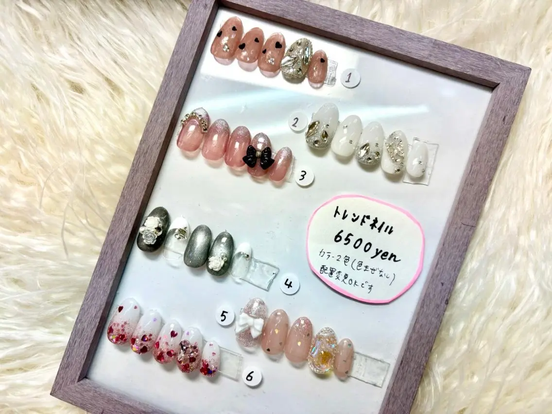 ネイル Queennail 北堀江AYAのネイルデザイン