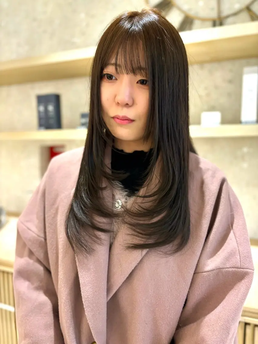 ミディアム 💫扱いやすい レイヤー/小林陸のヘアスタイル