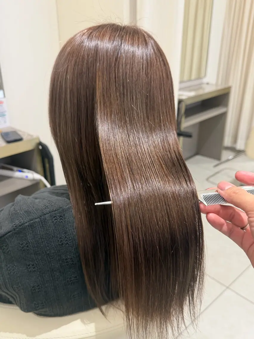 ロング カラー ブリーチ 透明感カラー ブリーチなしカラー 髪質改善 韓国風ヘア ヘアカラー トリートメント 渡辺　亮/ 白髪ぼかし/髪質改善のヘアスタイル