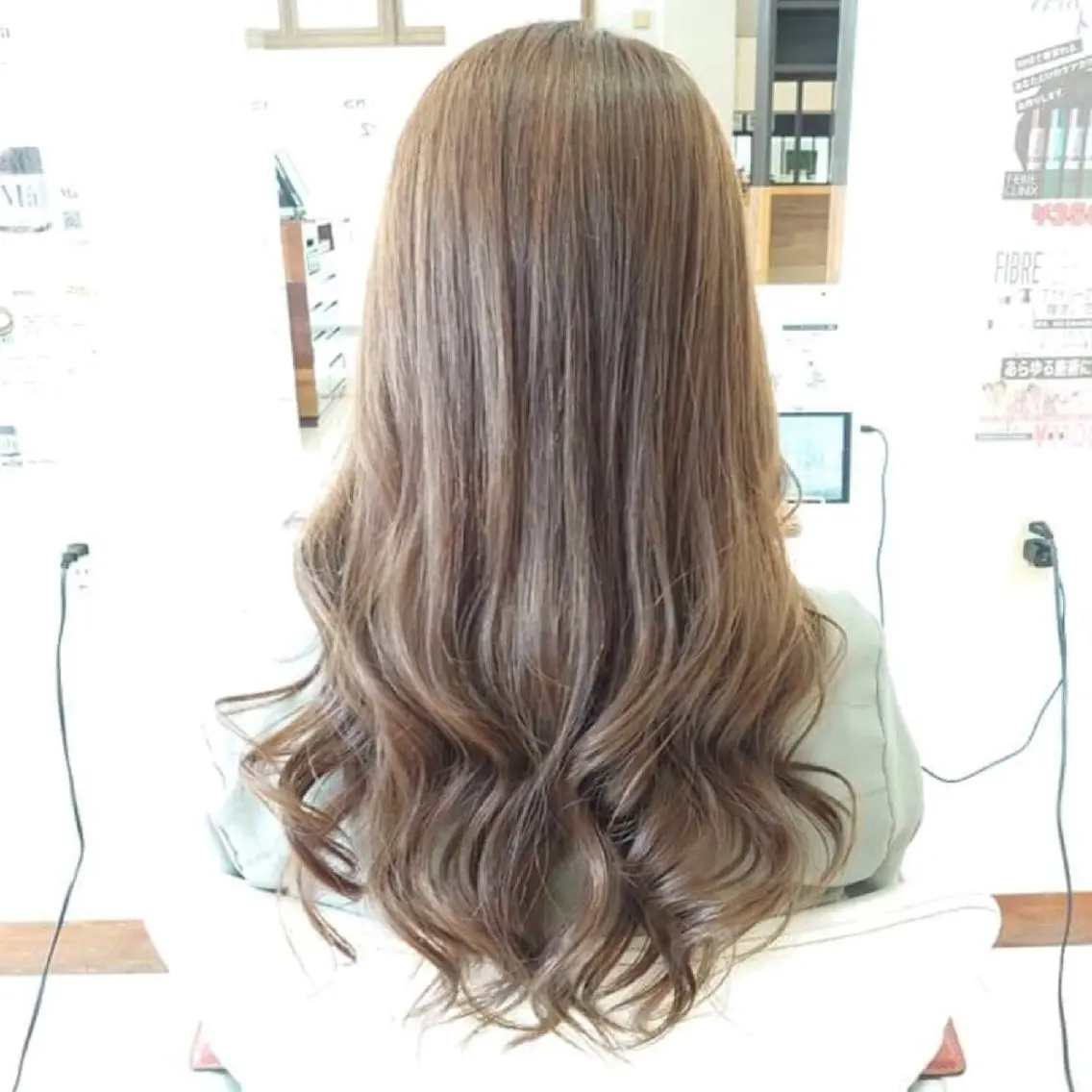 ロング カット ヘアカラー トリートメント キンジョウ エナミのヘアスタイル