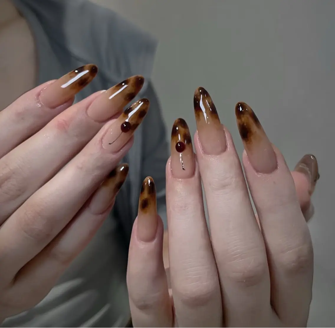 ネイル フットネイル フレンチネイル グラデーション ハート 韓国ネイル ハンドネイル Lynn_ Nailのネイルデザイン