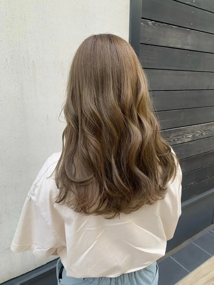 ☁️🌼ブリーチなしダブルカラー🌼☁️wカラー+カット+艶トリートメント🧡の写真