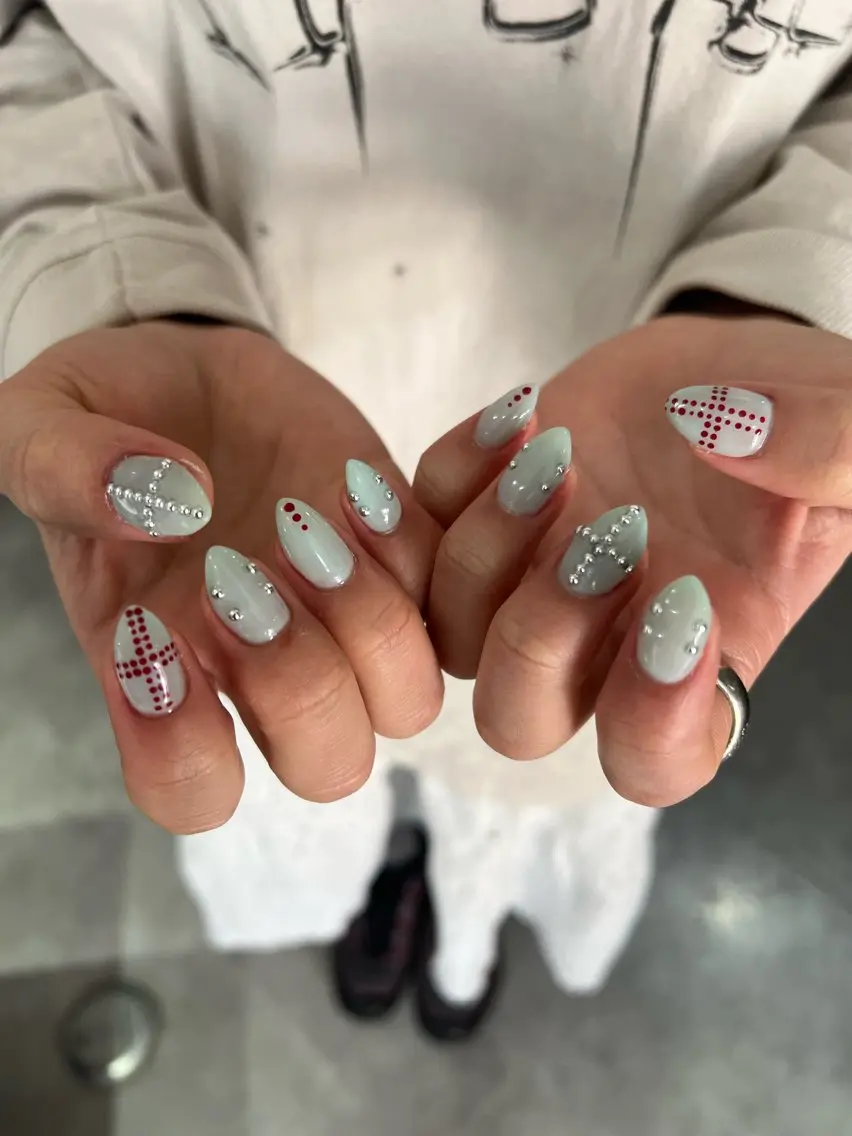ネイル ハンドネイル Hata nail 🎀個性派ニュアンスのネイルデザイン