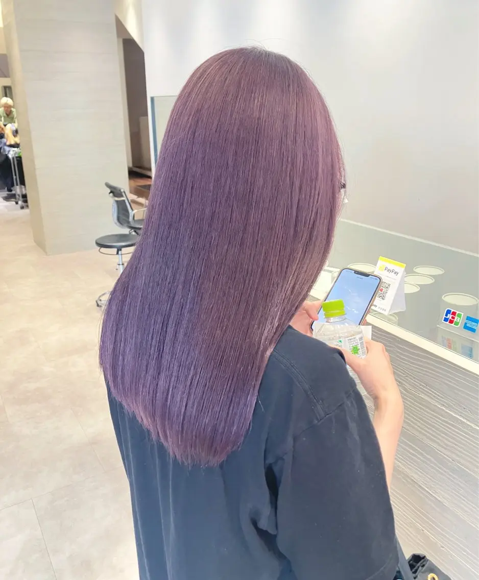 セミロング カラー ピンクカラー ピンクパープル パープルカラー ヘアカラー サキ🤍ハイトーン 🪩レイヤーカットのヘアスタイル