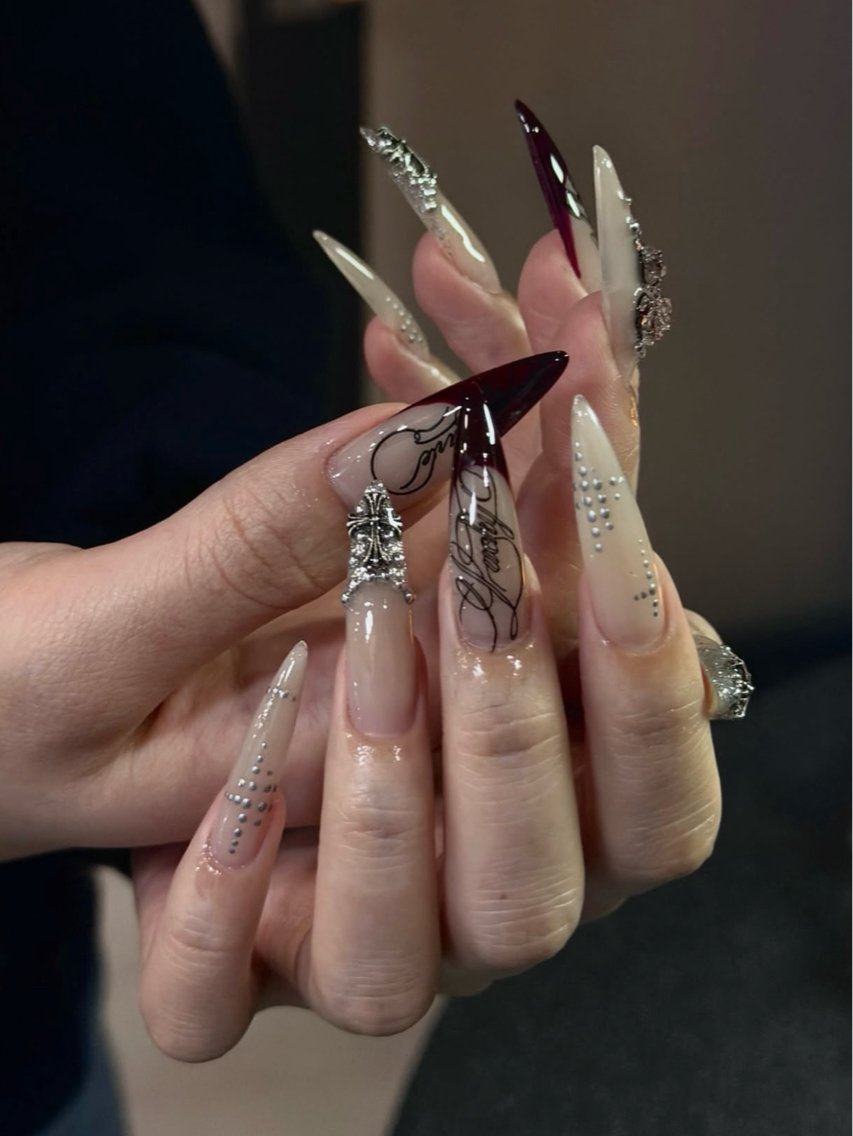 ネイル ハンドネイル NiJi Nailsのネイルデザイン