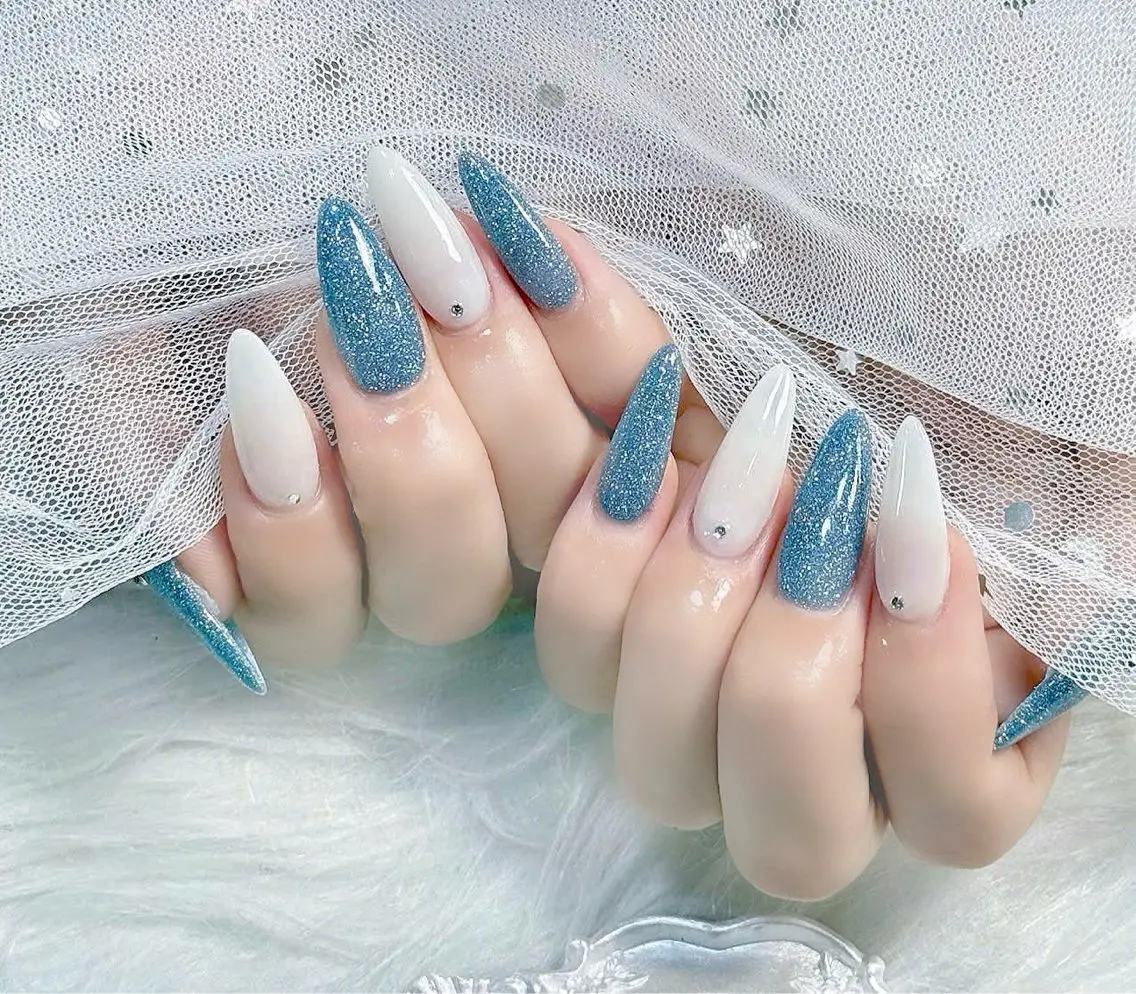 ネイル HIN NAILのネイルデザイン