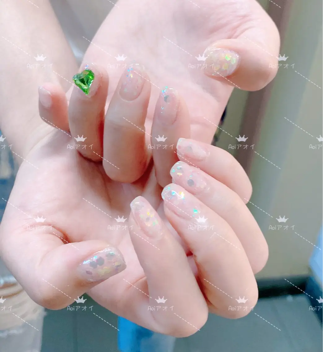 ネイル LEDアイラッシュ ∩_∩アオイのマツエク・マツパデザイン