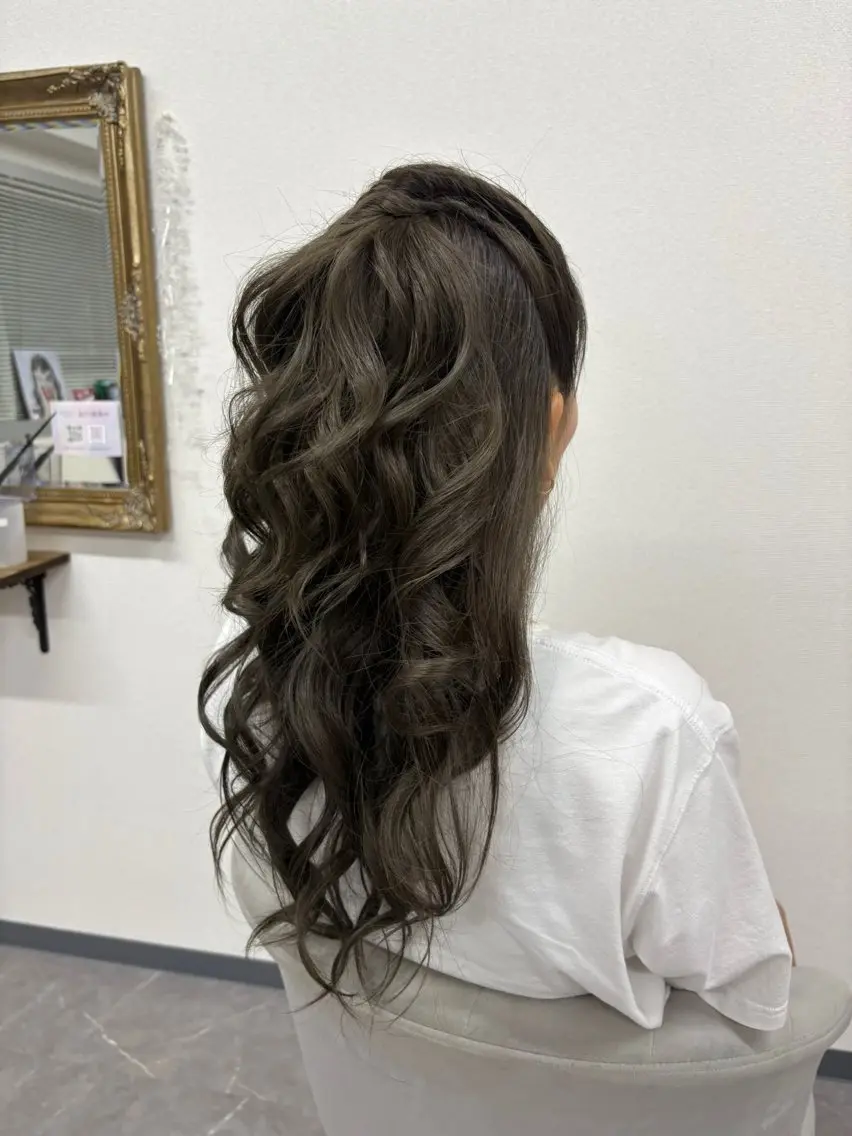 ヘアアレンジ ハーフアップ ヘアサロン ミカヅキのヘアスタイル