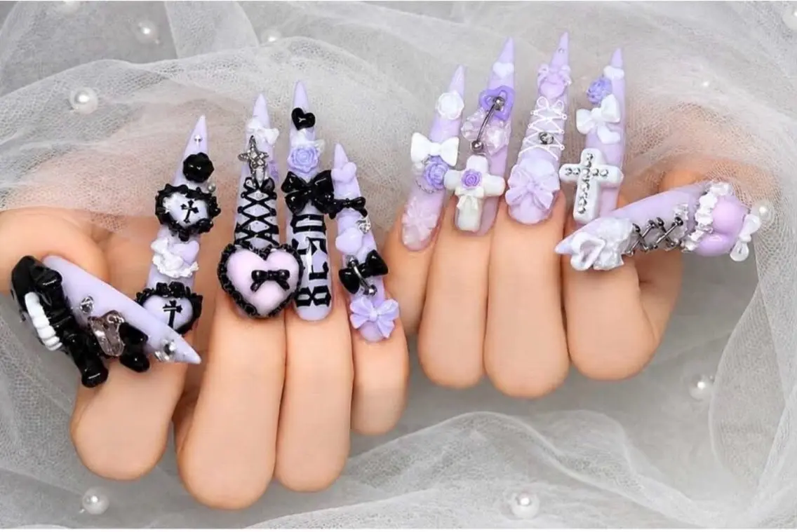 ネイル チークネイル ドット フレンチネイル グラデーション 韓国ネイル ハンドネイル ハンドケア Aria Nail Beautyのネイルデザイン