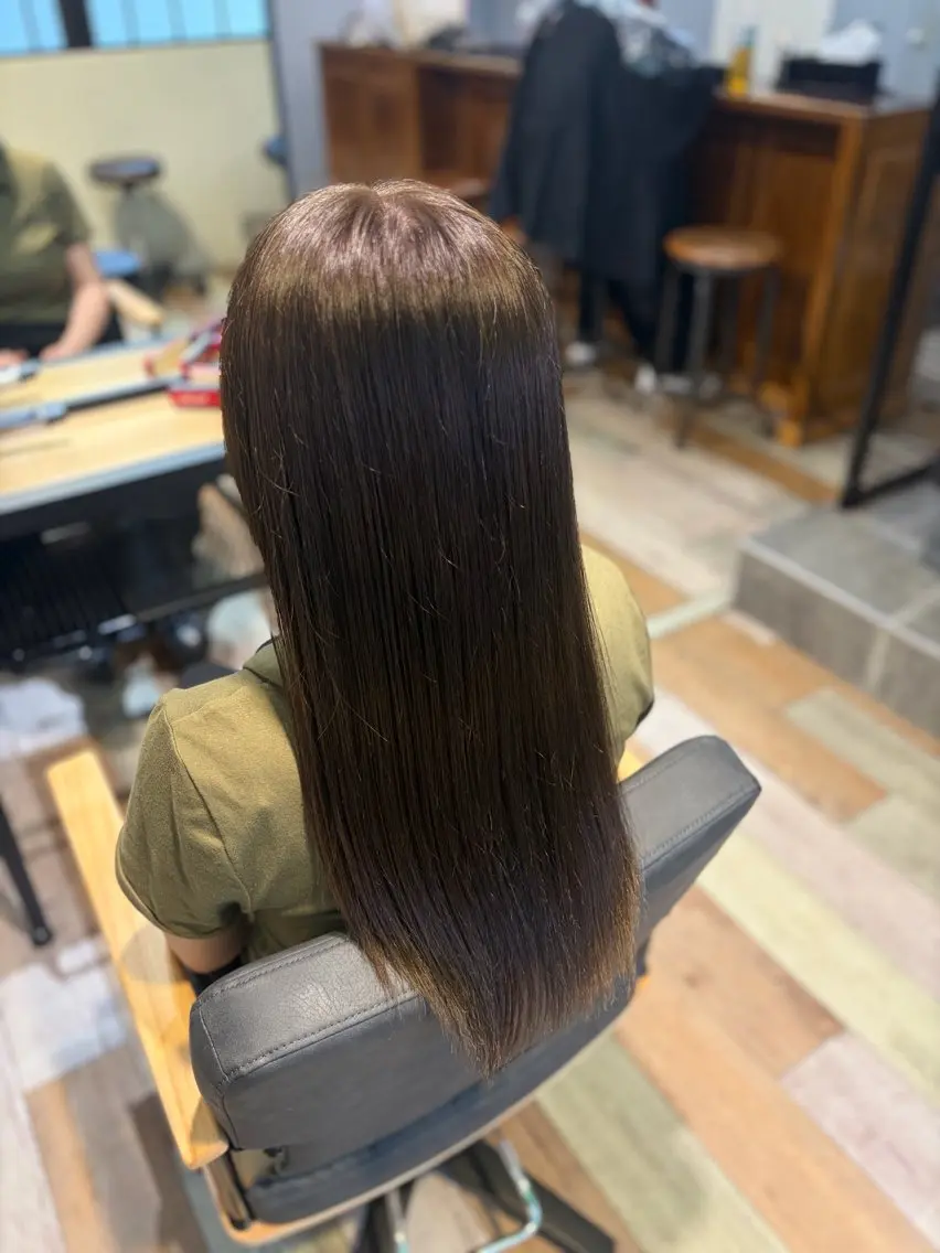 ロング ヘアカラー 💜🦋 COCONA🦋💜のヘアスタイル