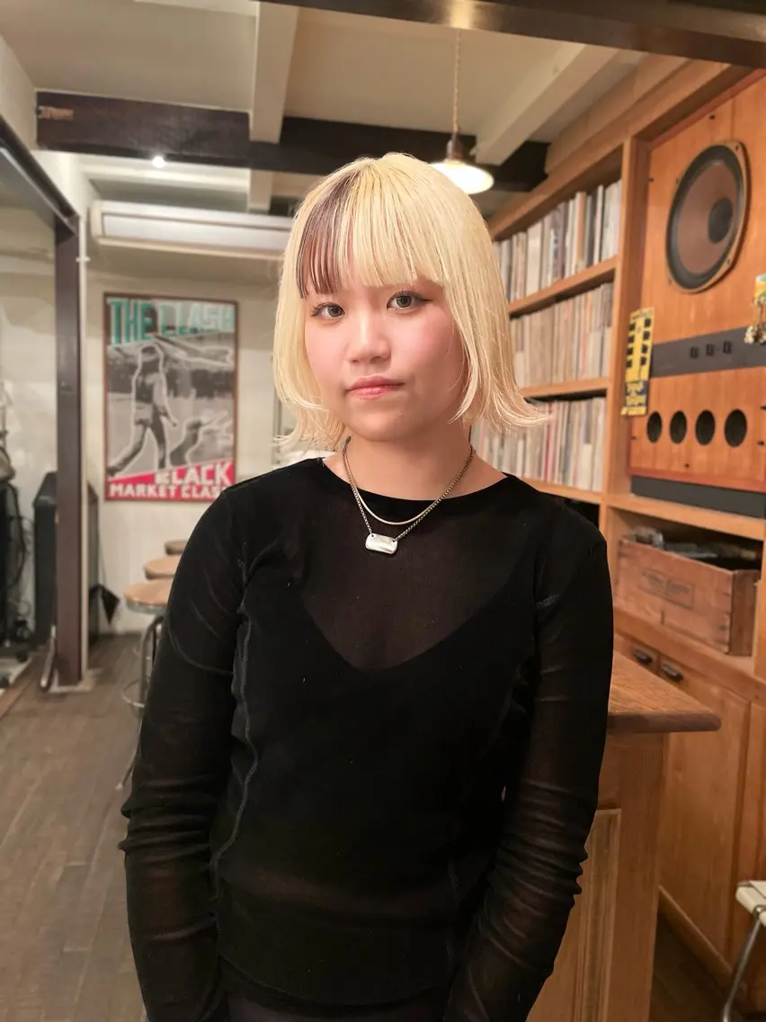 ショート カラー カット ヘアカラー トリートメント 篠江 廉のヘアスタイル