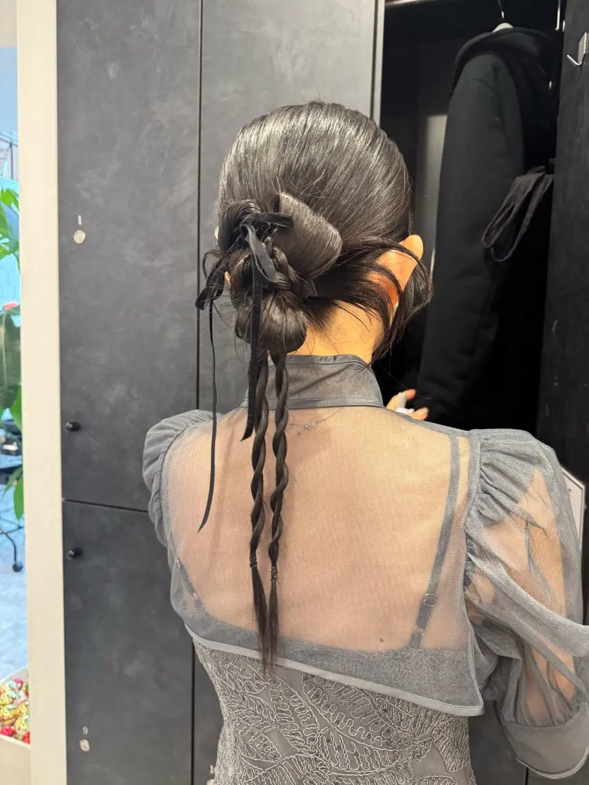ロング ヘアアレンジ 藤原 凜香のヘアスタイル