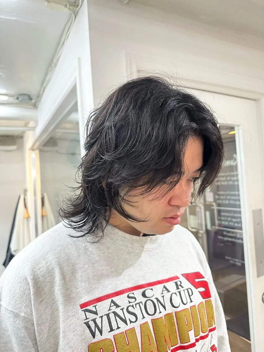 ミディアム パーマ メンズ ミディアムパーマ メンズパーマ レイヤーカット Yuki☺︎パーマ レイヤーカットのヘアスタイル