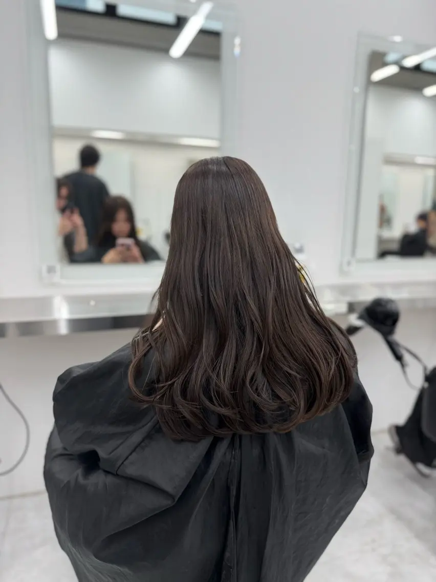 ロング カラー ヘアカラー トリートメント ヘッドスパ ヘアセット 韓国トレンドカット カラー🤍しゅうじのヘアスタイル