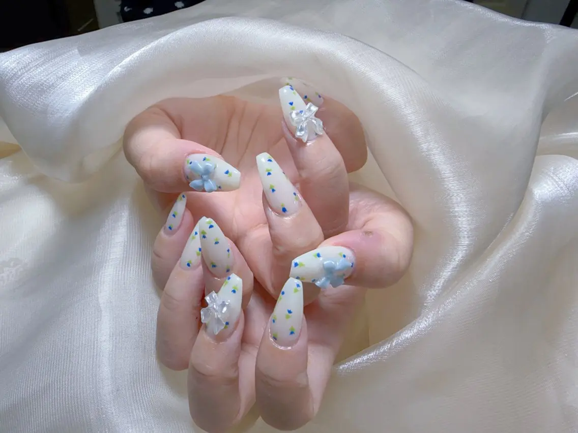 ネイル チークネイル 長さ出し フレンチネイル ジェルネイル 韓国ネイル ハンドネイル Lucky Nail Salon❶のネイルデザイン