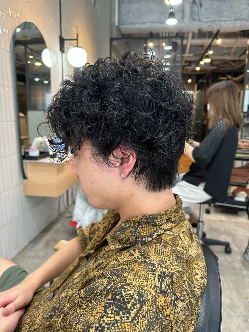 パーマ メンズ メンズパーマ 西浦慎二 /艶カラー/髪質改善のヘアスタイル