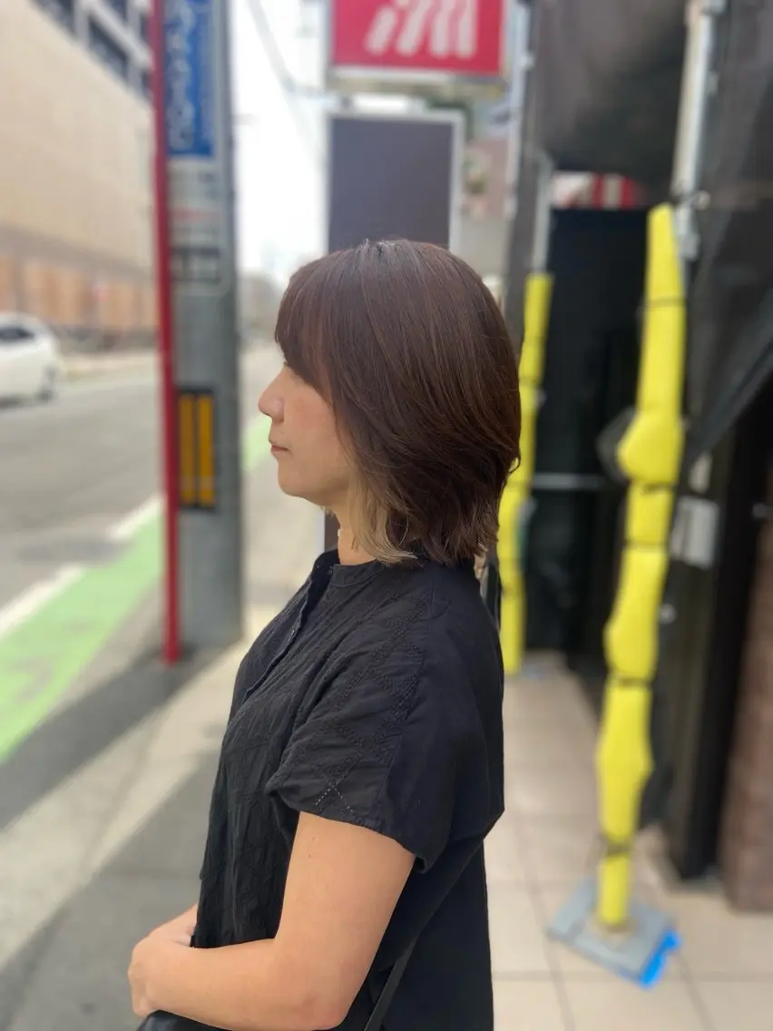 ミディアム カラー 青山 光のヘアスタイル