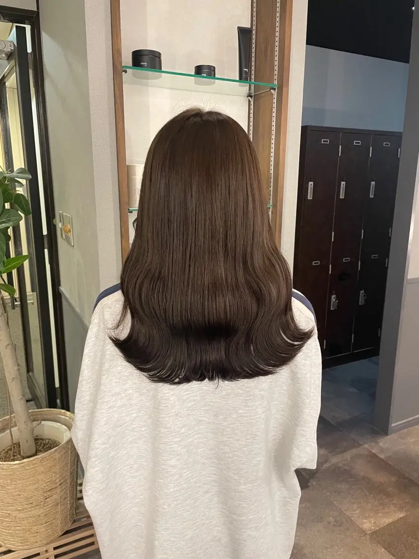 セミロング カット ヘアカラー トリートメント KANA🌷 髪質改善のヘアスタイル