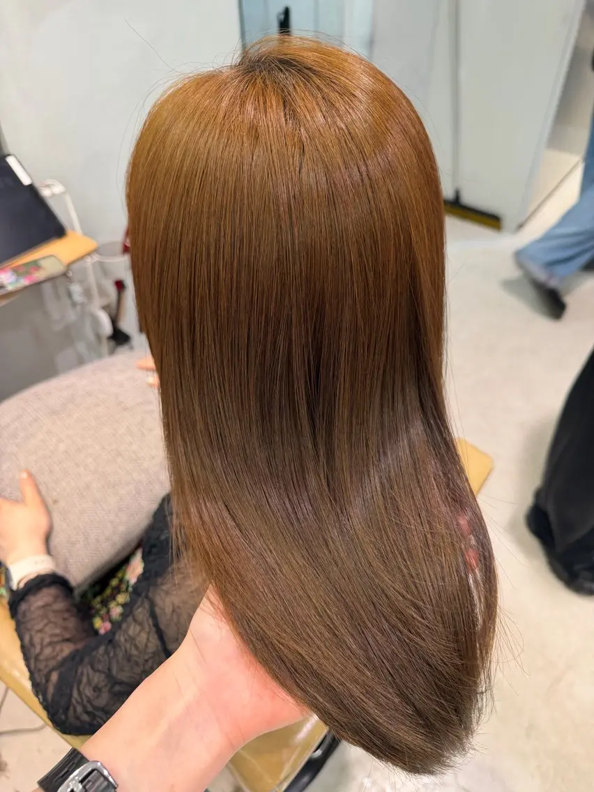 ロング カラー ヘアカラー トリートメント hinaru ．のヘアスタイル
