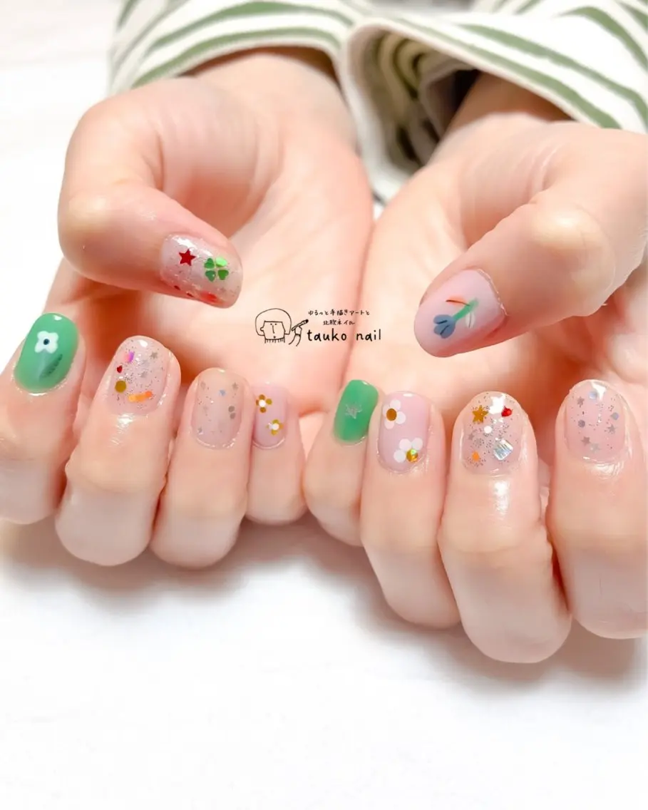 ネイル ホログラムネイル ハンドネイル tauko nailのネイルデザイン