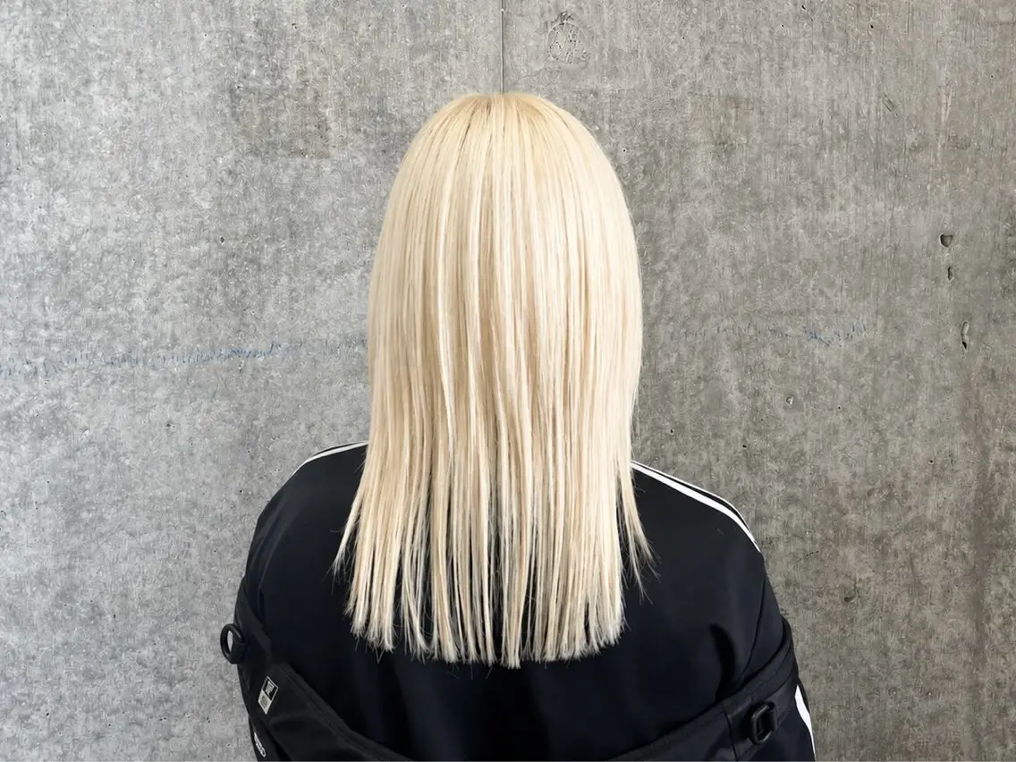 セミロング カラー 蓮見友里 PiSTA／portのヘアスタイル