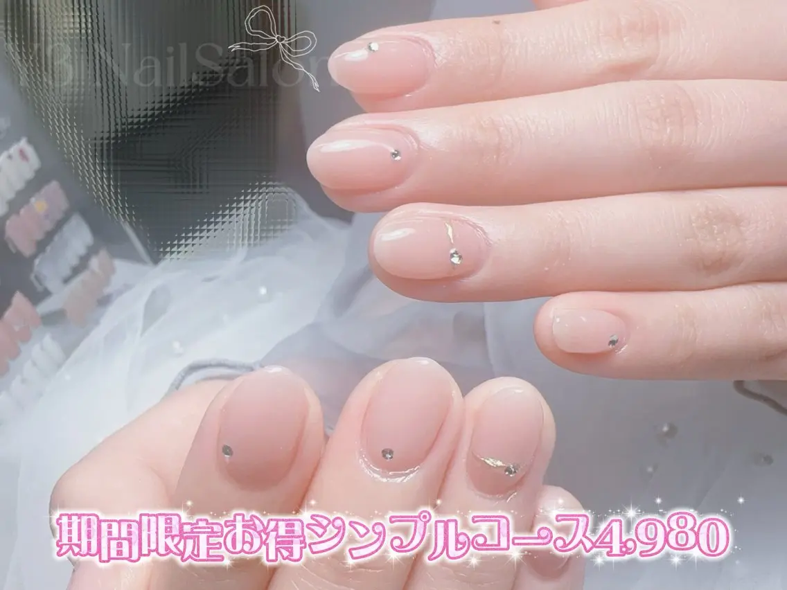 ネイル シンプルネイル ハンドネイル Y3 NailSalonのネイルデザイン