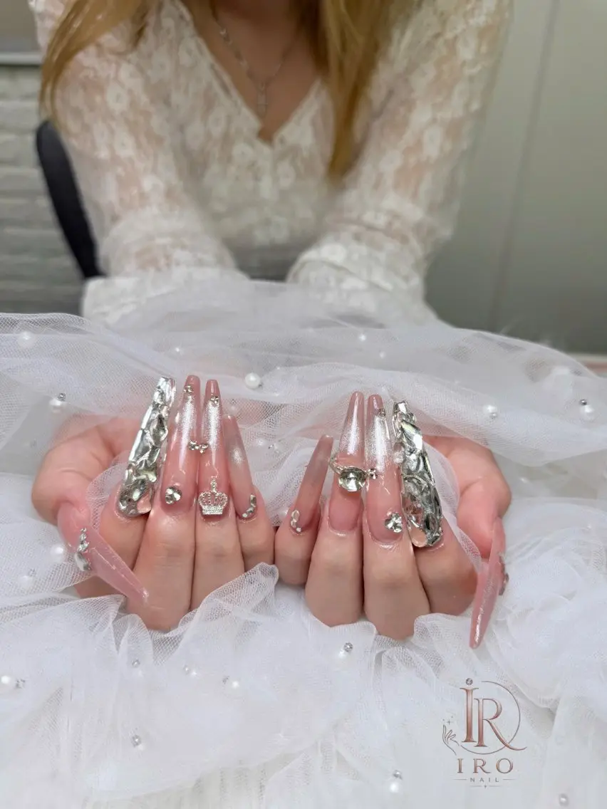 ネイル ハンドネイル IRO Nail Studioのネイルデザイン