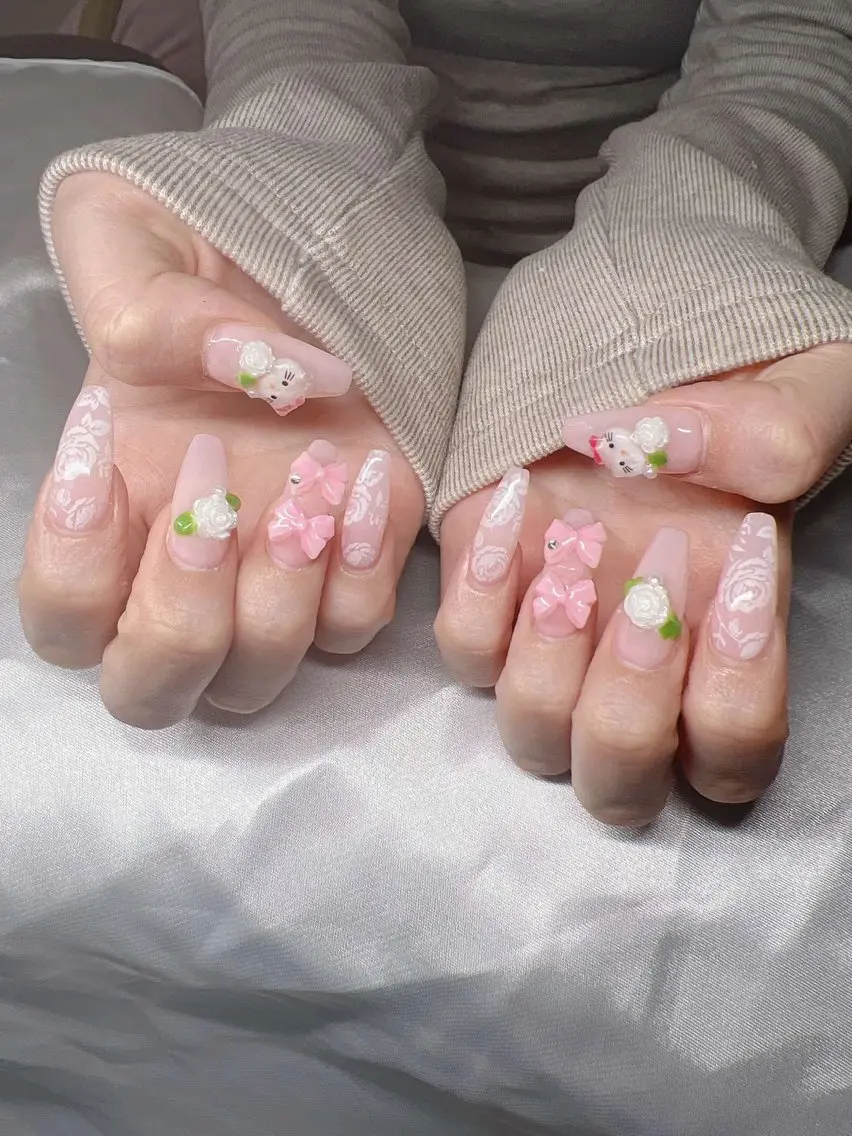 ネイル オーロラネイル チークネイル 長さ出し フットネイル フレンチネイル ハンドネイル Lee Nails チップ長さだし専門店のネイルデザイン
