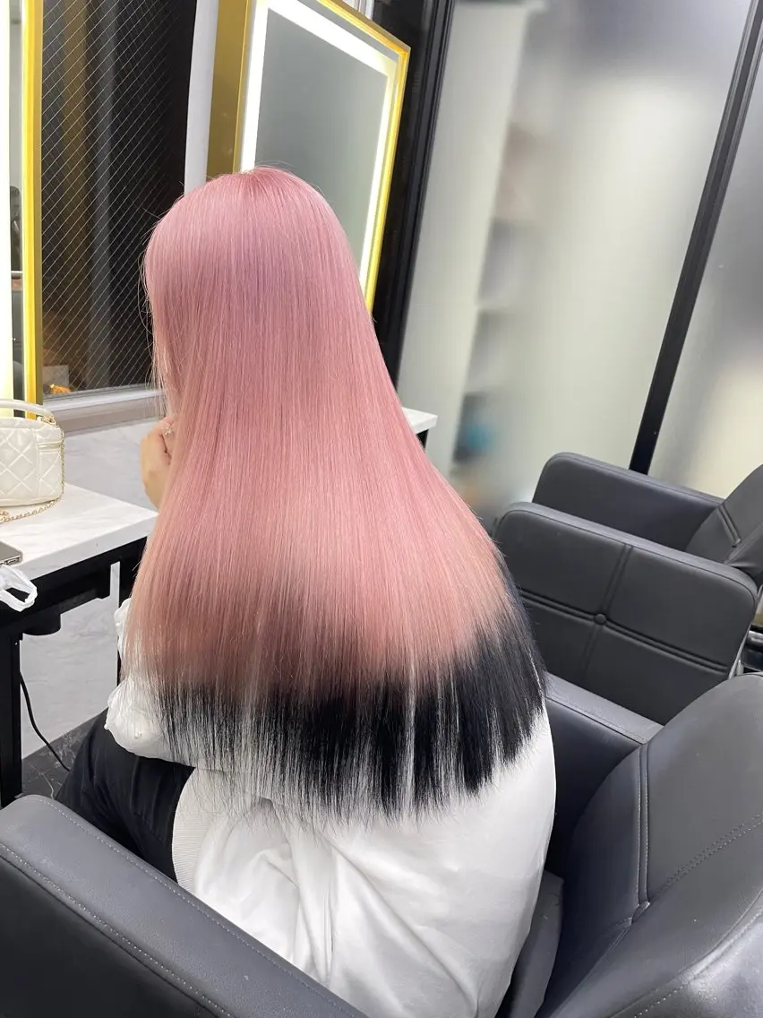 ロング カラー エクステ エクステ🩵ブリーチ 韓国ヘア🩵KAEのヘアスタイル