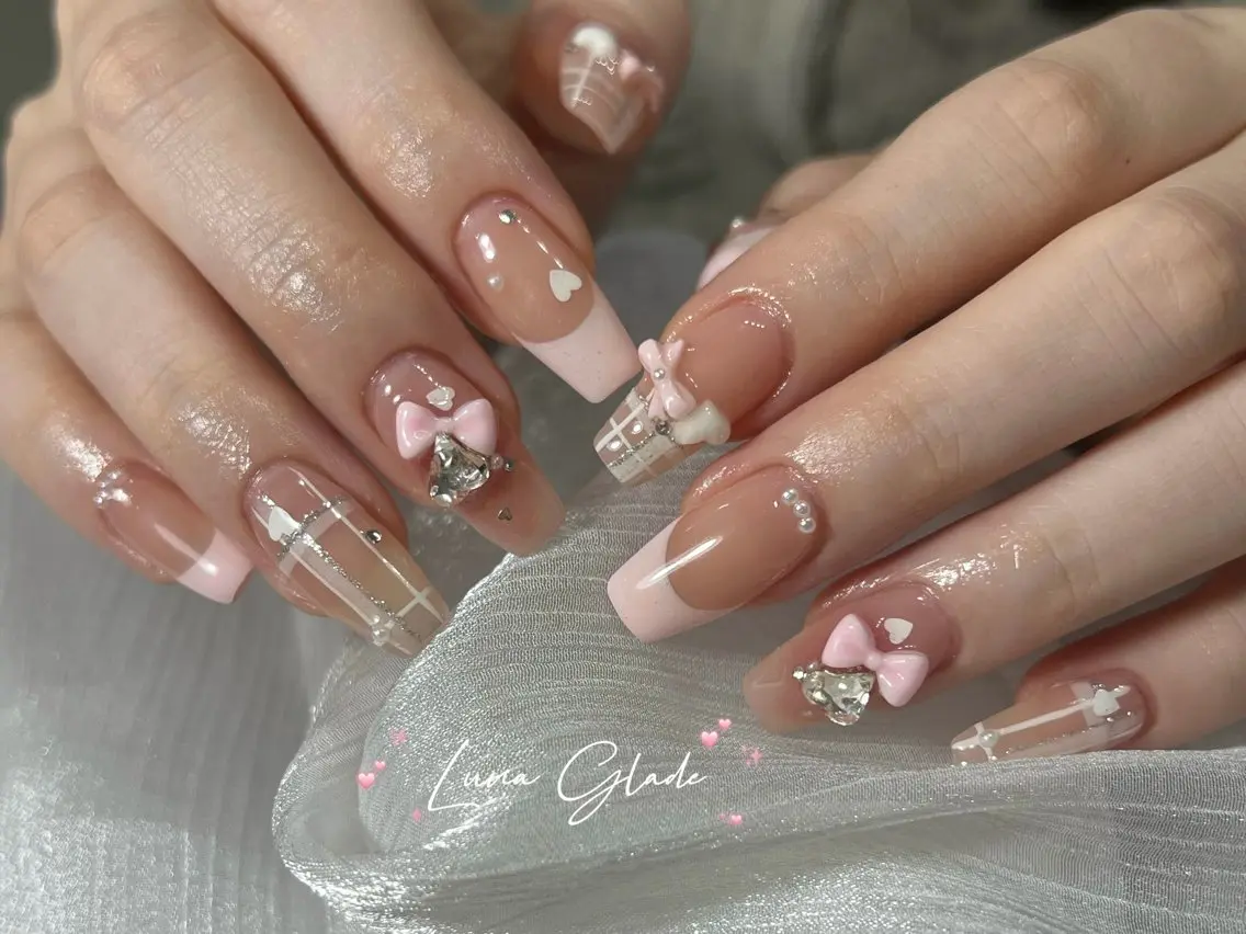 ネイル ハンドネイル Luna Gladeのネイルデザイン