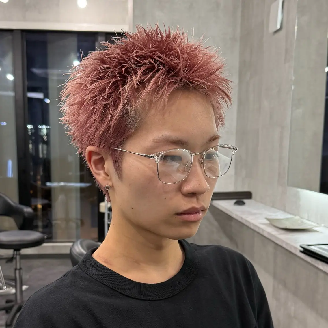 ショート カラー メンズ スパイキーショート ピンクカラー ホワイトピンク ショートヘア カット ヘアカラー トリートメント スパイキーショート/ 短髪/渋谷/kiyoのヘアスタイル