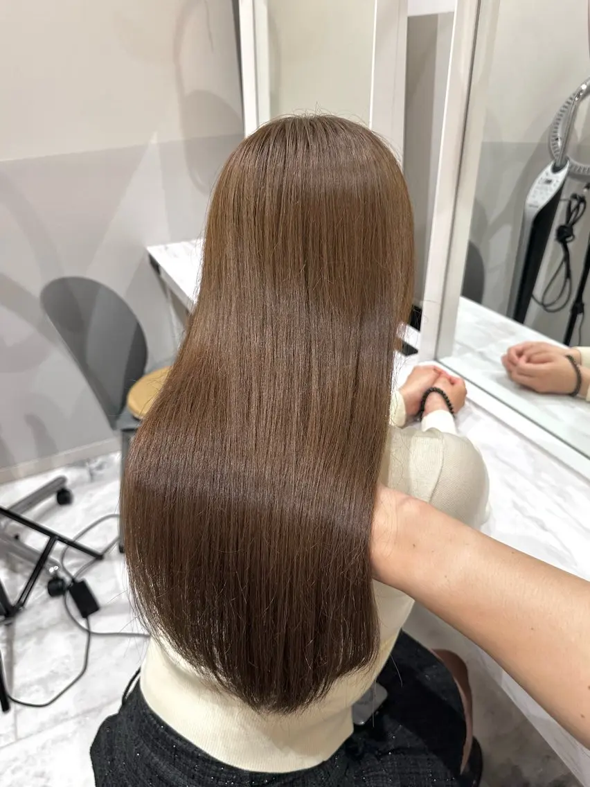 ロング カラー ベージュカラー ブリーチ ブリーチなしカラー カット ヘアカラー トリートメント 矢野 晃平のヘアスタイル