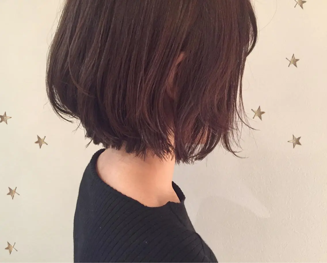 ショート ボブ 市川 千夏のヘアスタイル