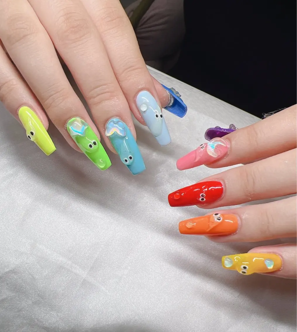 ネイル 長さ出し グラデーション キラキラネイル マグネットネイル ニュアンスネイル ハンドネイル Lee Nailsのネイルデザイン
