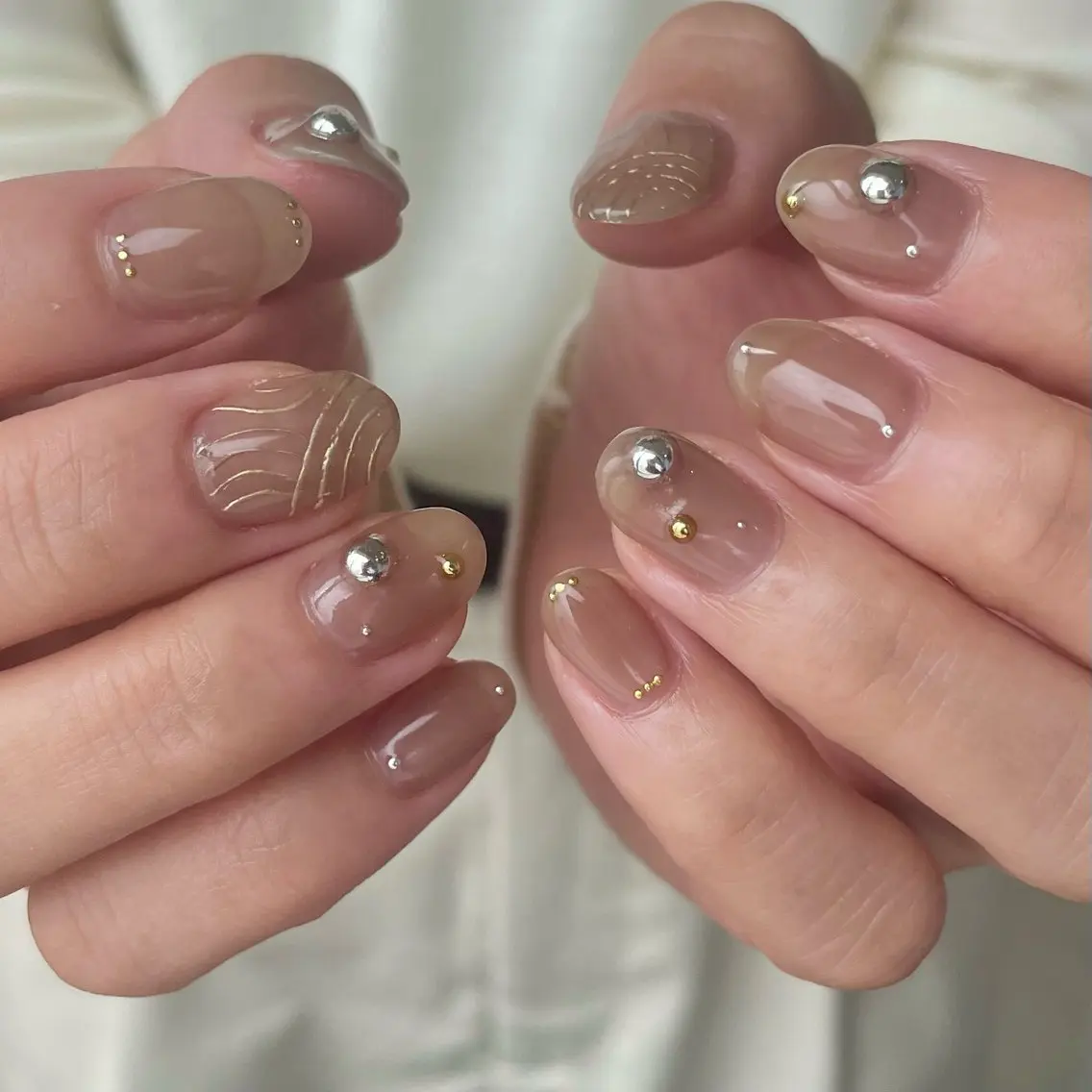 ネイル アートネイル ブラウン ジェルネイル 持ち込み ニュアンスネイル ハンドネイル norme_ akiのネイルデザイン