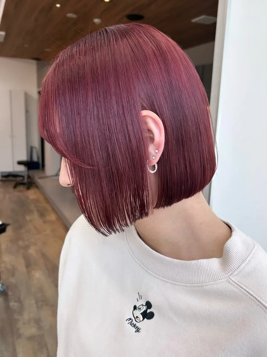 ショート カラー Ayame / ハイトーンカラーのヘアスタイル