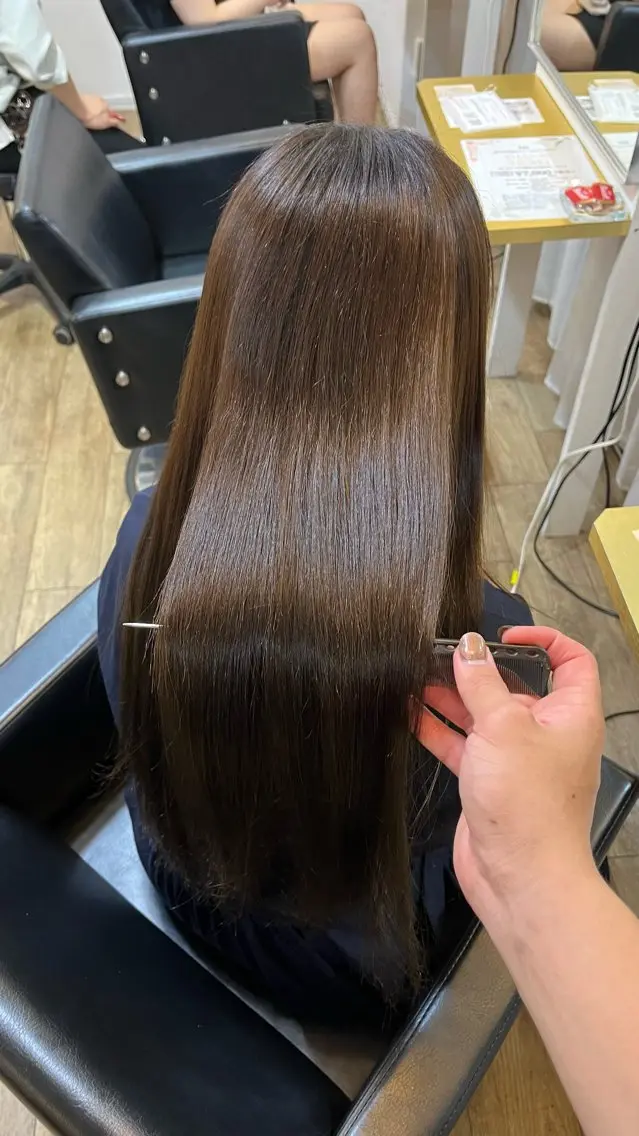 ロング 冨田 悠稀/ 髪質改善カラー🫧のヘアスタイル