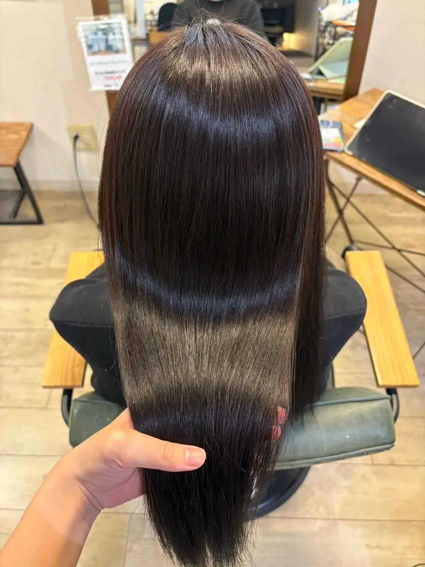 ロング 髪質改善 reche AMIのヘアスタイル