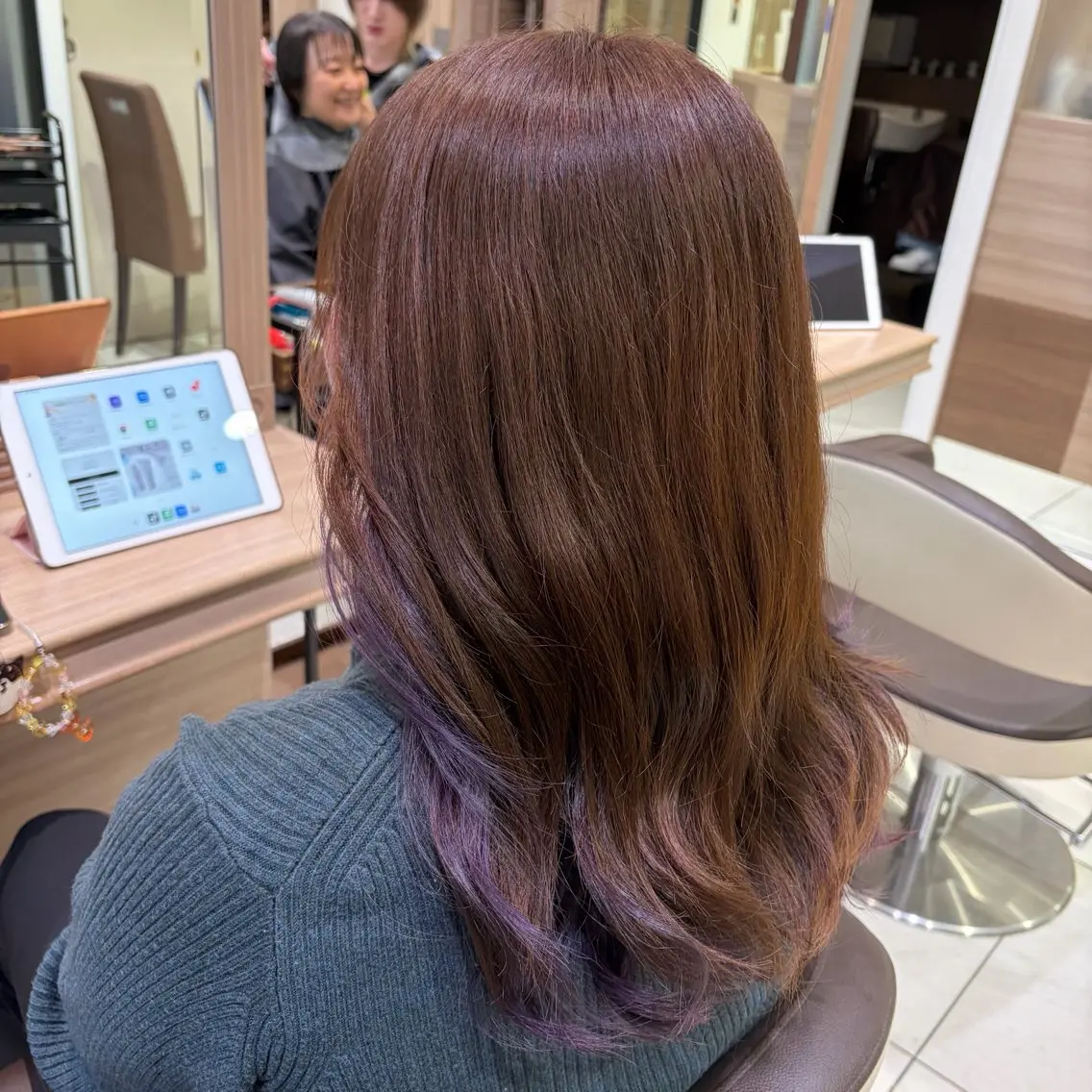 ロング カラー ヘアカラー トリートメント 艶カラー みゆう🎀のヘアスタイル