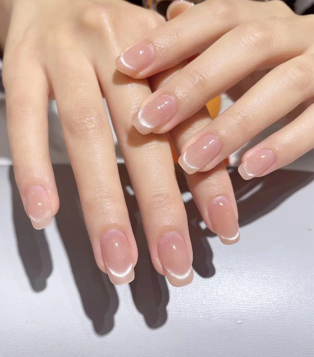 ネイル オーロラネイル 長さ出し フットネイル 韓国ネイル ラメ(グリッター) ハンドネイル 👍thumbs up nail👍のネイルデザイン