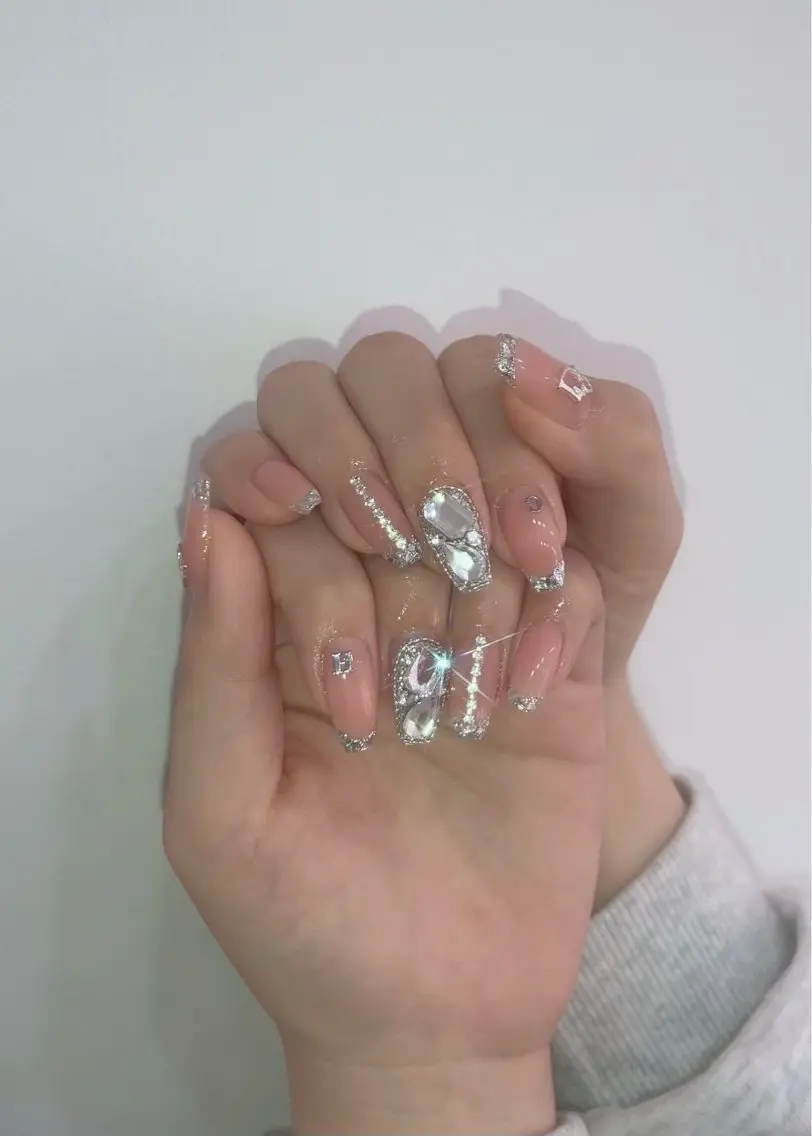ネイル フレンチネイル ジェルネイル ガラスフレンチ 韓国ネイル SOM NAILのネイルデザイン