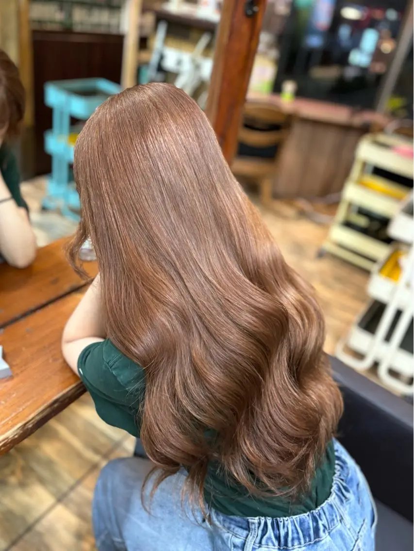 ロング カラー ベージュカラー ブラウンカラー ブラウンベージュ もえ こーんのヘアスタイル