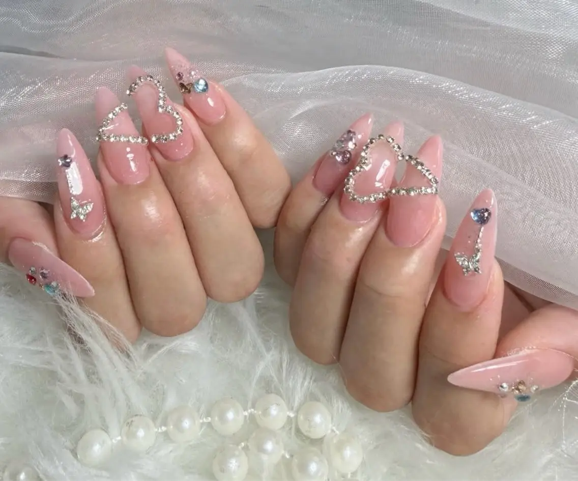 ネイル ハンドネイル Rinaky Amee Nailのネイルデザイン