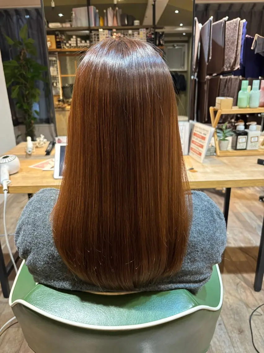 セミロング カラー 縮毛矯正 渡邊 陽大のヘアスタイル