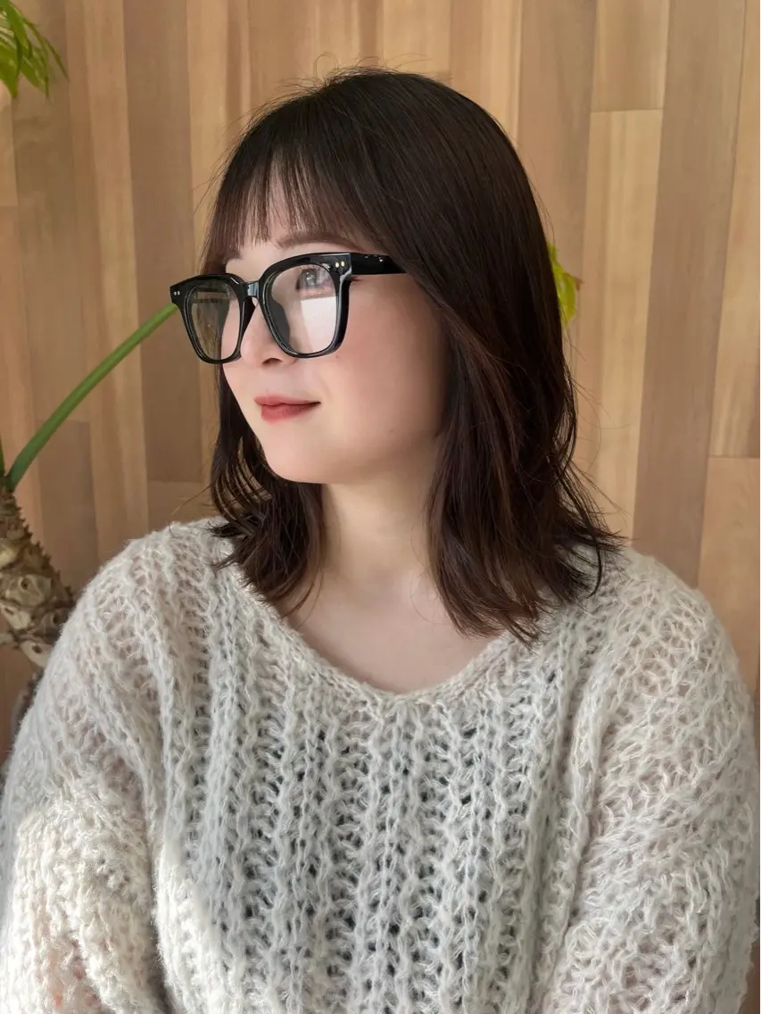 ミディアム カラー カット ヘアカラー トリートメント 駒場 まといのヘアスタイル