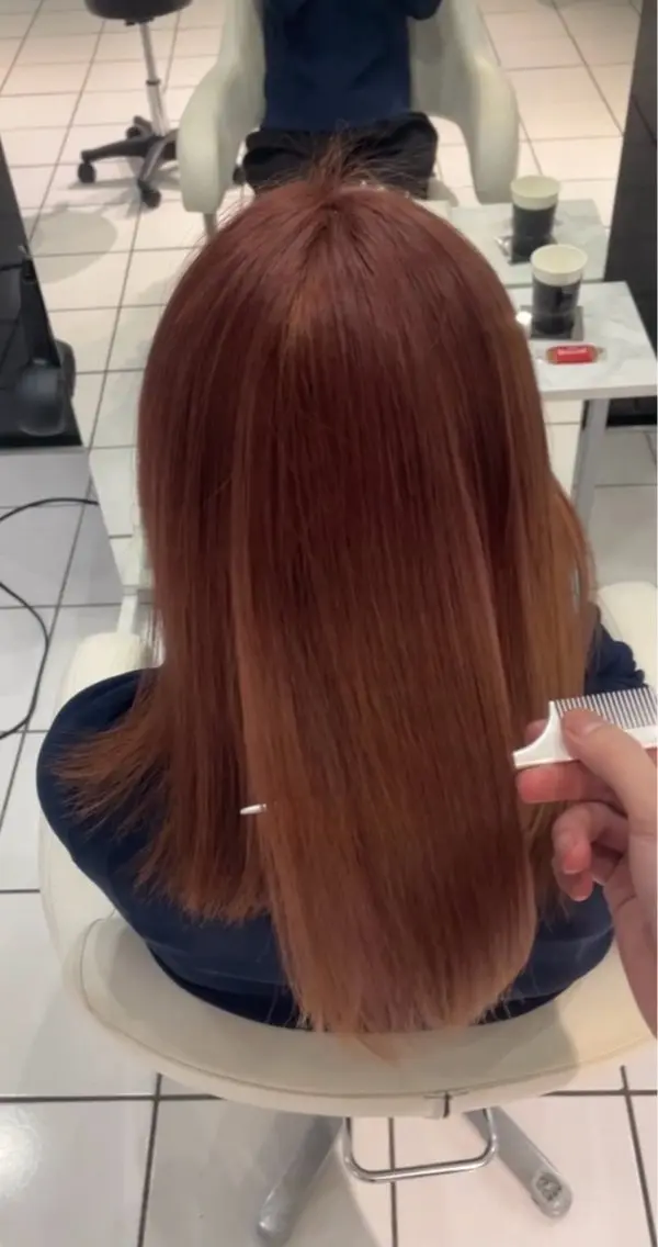 ミディアム ピンクブラウン ヘアカラー SYU/表参道 /艶カラー/縮毛矯正のヘアスタイル