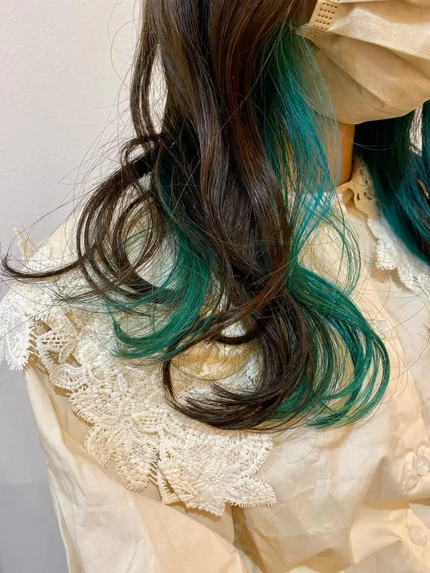 《初めての方 minimo限定価格　女性のみ🌛》cut＋ホイルデザイン6枚＋color＋treatmentの写真